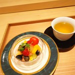 肉屋 雪月花 NAGOYA - フルーツと凍頂烏龍茶