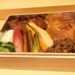 肉屋 雪月花 NAGOYA - スゴすぎるお弁当！