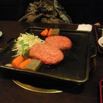 牛幸 本店 - ハンバーグ鉄板焼き