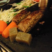 牛幸 本店 - ハンバーグ鉄板焼き２