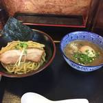 麺屋 頂 中川會 - 濃厚魚介鶏つけ麺に味玉追加 麺屋頂中川會