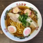 玉山食堂 - 中華そば