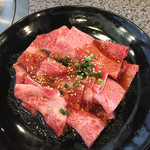 焼肉れすとらん ヨコムラ - 上カルビ 薄切りスライス