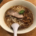 香湯ラーメン ちょろり 恵比寿店