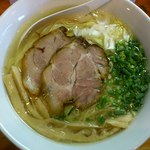麺屋 菜々兵衛 - 名古屋コーチンの塩大盛り（７５０円）です。２０１１年１２月