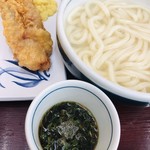 釜あげうどん 岡じま 高松店 - 釜揚げうどん中、下足天