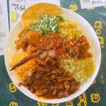 ロイヤルグリーン レストランアンドバー - 日替りのポークカレー(上から)