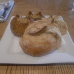 パティスリー・パリセヴェイユ - パン2種類