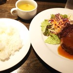 肉バル×ワイン酒場 肉87 - 牛ロースステーキ