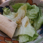 Kissa Guriguri - サラダとバナナ