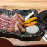 Yakiniku Yagyuushou - ・焼豚鳥定食