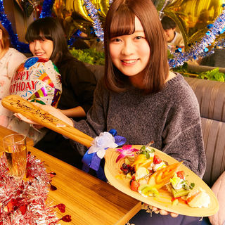Anniversary ネーム メッセージ入りビッグスプーンプレート付き 8品 3h飲み放題 3 480円 Yasuke 池袋東口店 ヤスケ 池袋 居酒屋 食べログ