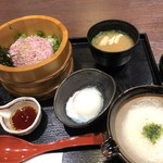 ご飯ととろろ とろ麦 - ネギトロ御膳