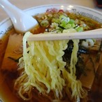 白神飯店 - 細縮れ麺がめっちゃ合う～♪