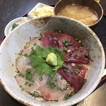 正味亭 尾和 - カンパチカツオ丼 900円