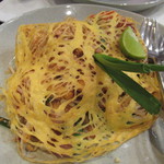 mango tree - 特徴的な盛り付けのパッタイ