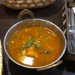 Izakaya Indian Curry and Asian Restaurant Chandrama - 今日の日替わりはブロッコリー＆チキン