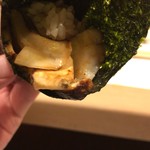 うを徳 - 炙ったクエと松茸の海苔巻き