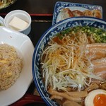 紺のれん - 料理写真:ねぎ豚ラーメン半チャーハンセット