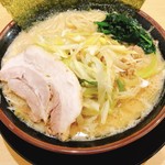 横浜家系ラーメン 一門家 大街道店 - 