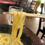 天ぷら おばんざい酒場 カレーうどん渡邊 - 麺は極太！