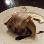 Bar à Vin ムッシュ ヨースケ - 自家製ベーコンとポットベラのグリル