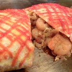 おうさか苑 - 「えび玉子ロール」：えびとキャベツがた～っぷり♪紅生姜が効いてる！