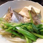 秋田おばこ - しょっつる鍋（お皿に取り分けた後）