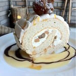CAFE MEURSAULT - 栗のロールケーキ