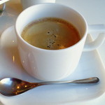 A tes souhaits! - コーヒー450円。他の飲み物はカフェオレ600円、エスプレッソ580円くらい？でした。紅茶も500円前後。