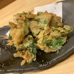 魚と酒の味処 まるた - 菜の花と甘エビのかき揚げ