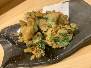 Sakana To Sake No Ajidokoro Maruta - 菜の花と甘エビのかき揚げ