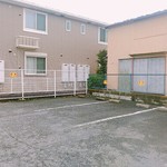 Ippatsu Ramen - ８台分の駐車場。