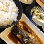 Oosakaya Shokudou - 魚定食（ブリの煮付け）