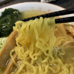 ラーメン 前田家 - 麺リフト