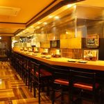 もつ焼 坊っちゃん - カウンター席