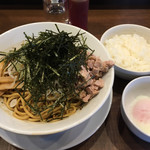 中華そば まるたけ - 油そば750えん大盛無料 ごはん100えん 温玉100えん