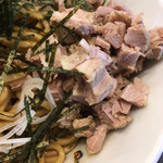 中華そば まるたけ - 油そばのチャーシュー