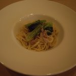 Petit Restaurant & Wine Boutique メゾンクレール - 小松菜のスパゲッティ