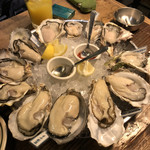 SALTY Oyster House - 