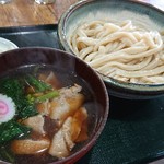 手打 ここらの田舎うどん なんかん - 肉汁