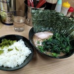 横浜ラーメン 武蔵家 - 