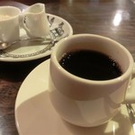 サルキッチン - 「コーヒー」：オーダー毎に引き立てを焙煎してくれます♪