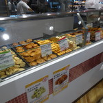 いつも行列が絶えない人気のmini One By 湘南の宇宙 ミニワン テラスモール湘南店 Mini One 辻堂 パン 食べログ いつも行列が絶えない人気のmini One By 湘南の宇宙 ミニワン テラスモール湘南店 Mini One 辻堂 パン 食べログ