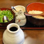 釜揚げ用？と疑うような薬味の出し方　※写真はざる用