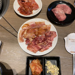 Kokusangyuu Yakiniku Kuidon - 