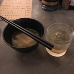 アンツ ミールズ アンド コーヒー バー - 