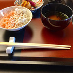 山乃尾 - しらすごはん