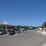 ビファーボ - 建物と岩木山