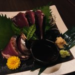 肉と日本酒 いぶり - 鰹のたたき